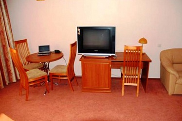 �����  - ����� -4